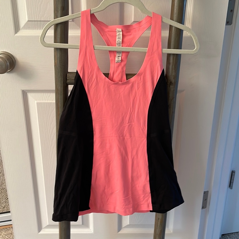 Lululemon tank, size 10